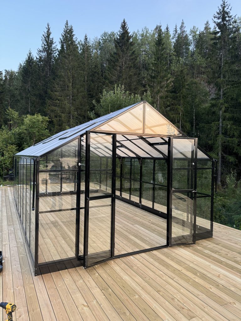 Drivhus elegant. Solid og enkel montering Drivhus Arendal XXL 754x354x267 cm, 26.8 m2